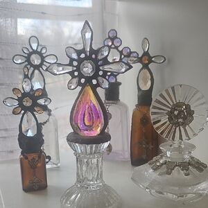 Elegant Crystal and Amber Glass Home Accent Set - Crystals And Crosses